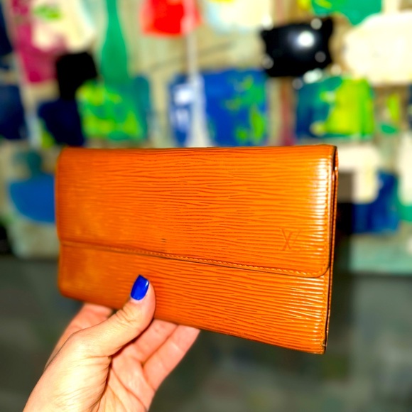 Louis Vuitton Epi Long Wallet